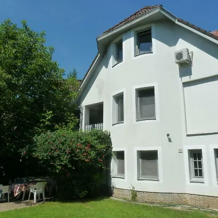 Balaton Holiday Apartament *